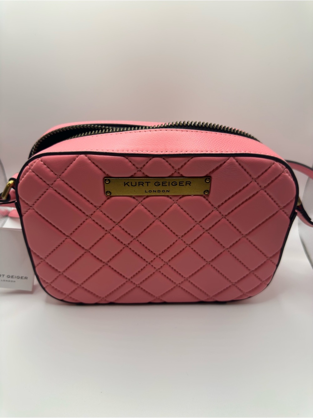 Kurt Geiger Pink Quilted Camera Crossbody with Gold Plaque - Picture 4 of 8